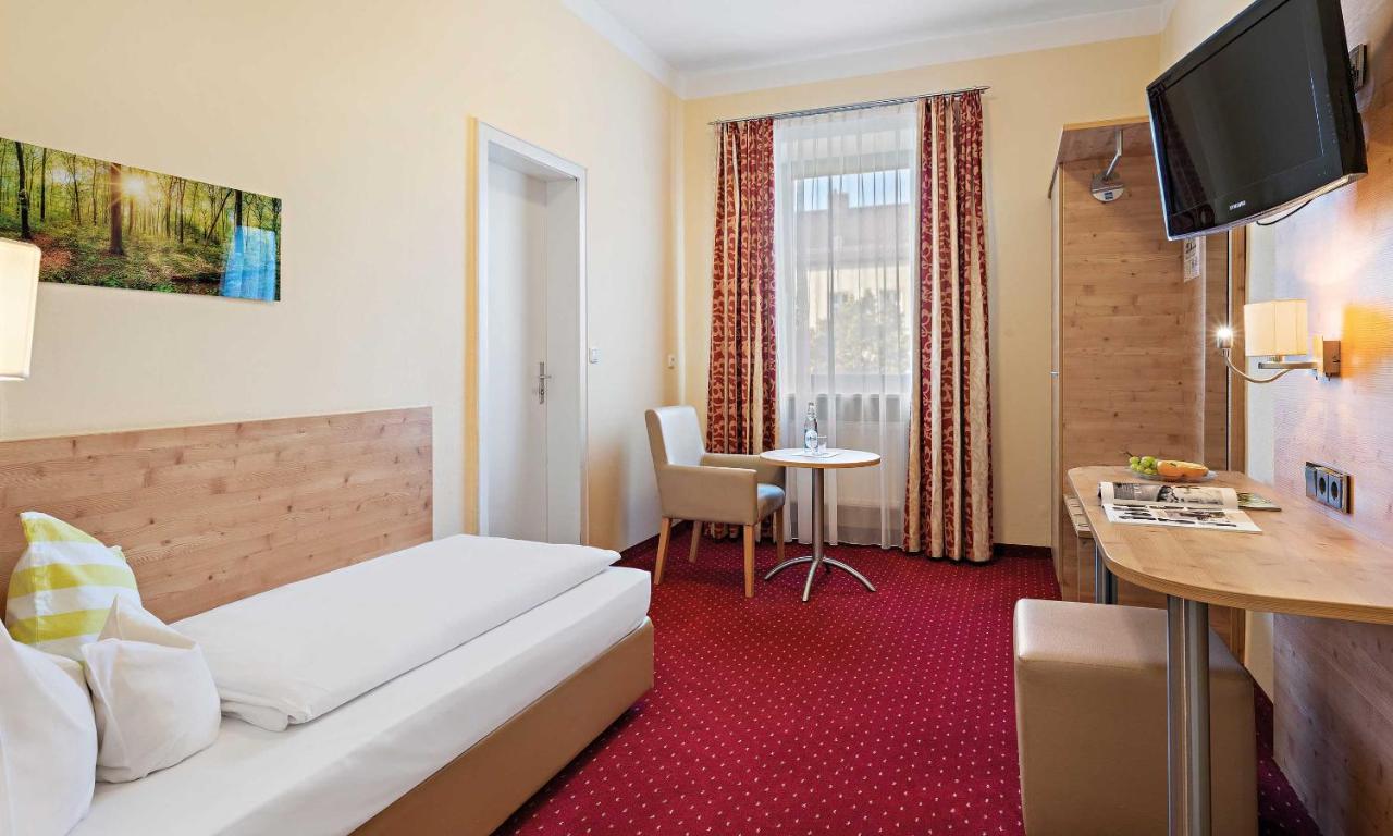 Hotel Liebl Plattling Eksteriør billede